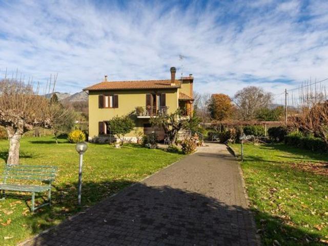 Casa in vendita a San Bartolomeo, Roma Capitale