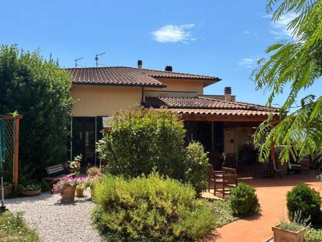 Casa in vendita a Gioiella
