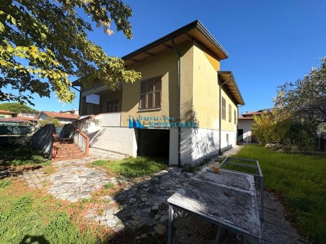 Casa in vendita a Ricortola, Marina Di Massa