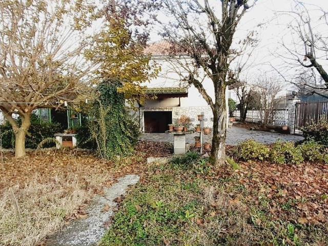 Casa in vendita a Bressana Bottarone, Lombardia
