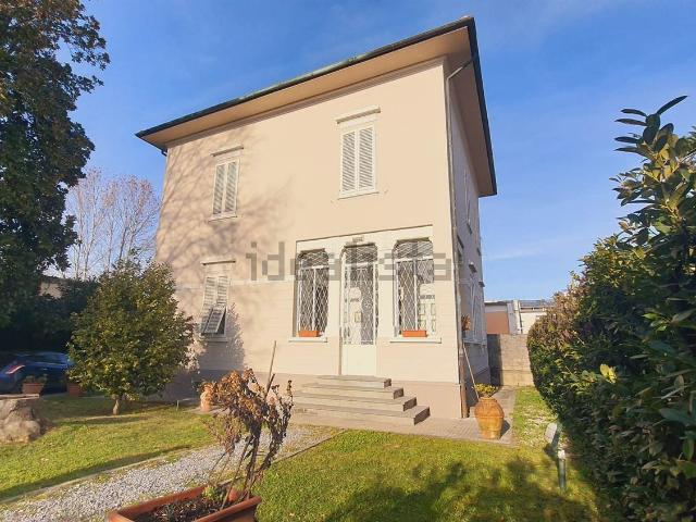 Casa in vendita a Bagni Di Lucca Ponte, Toscana