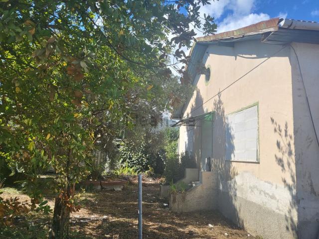 Casa in vendita a Vadino, Albenga