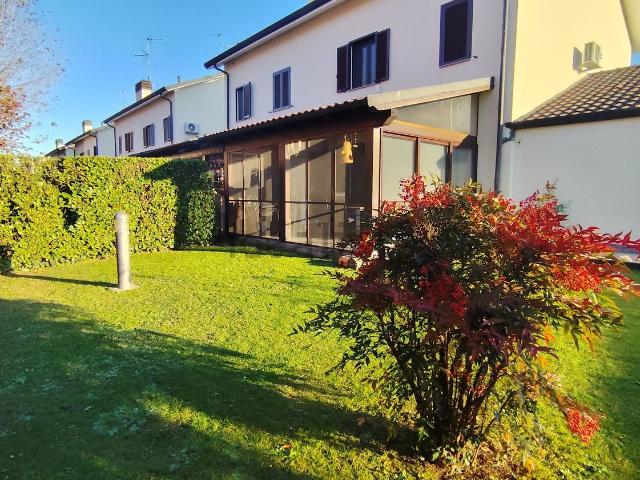 Casa in vendita a Locate Triulzi, Lombardia