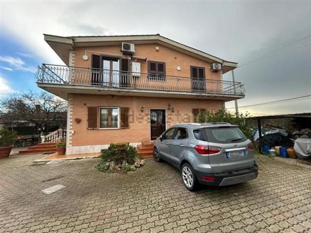Casa in vendita a Roma Capitale, Lazio