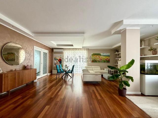 Casa in vendita a Calabria, Cosenza