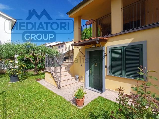 Casa in vendita a Mugnano, Bagni Di Lucca Ponte