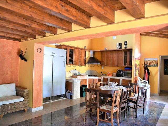 Casa in vendita a Santa Caterina Villarmosa, Sicilia