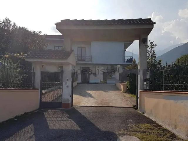 Casa in vendita a Supino, Lazio