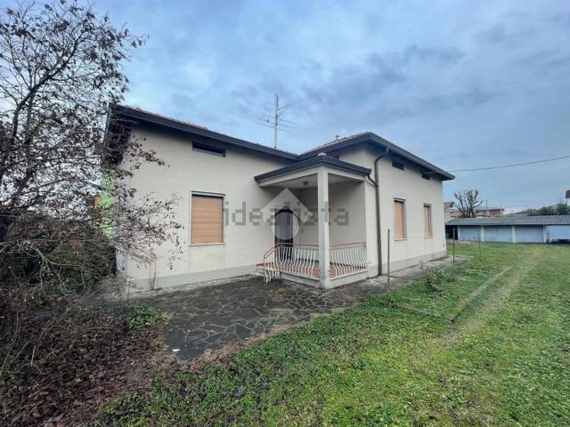 Casa in vendita a Arcene, Bergamo