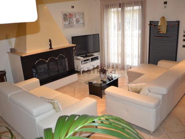 Casa in vendita a Torre del Lago Puccini, Viareggio