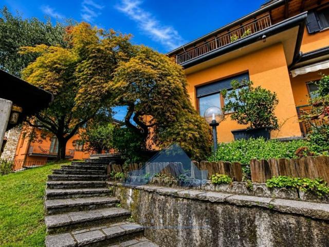 Casa in vendita a Cascina Uccellanda, Scanzorosciate