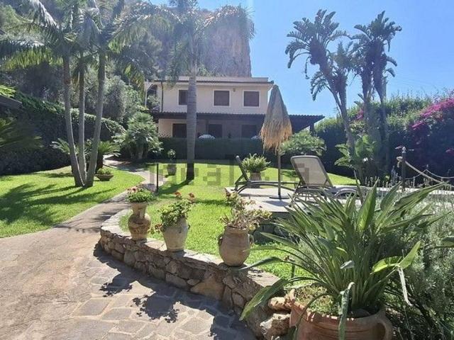 Casa in vendita a Torretta, Sicilia