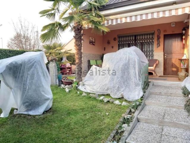 Casa in vendita a Seguro, Settimo Milanese