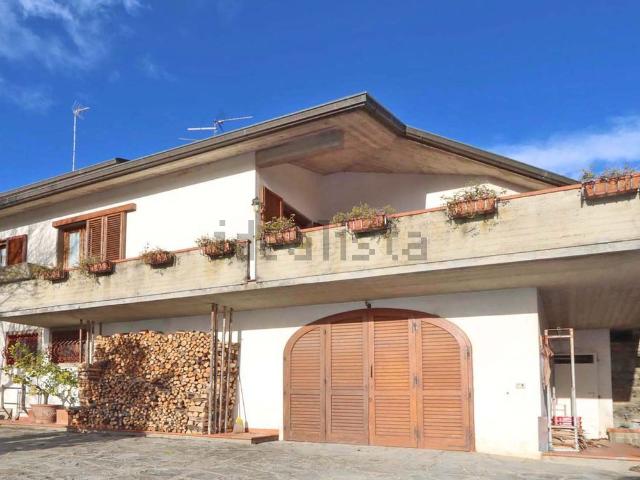 Casa in vendita a Unione di Comuni Valdarno e Valdisieve, Pelago