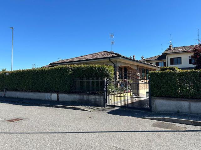 Casa in vendita a Salerano sul Lambro, Lodi