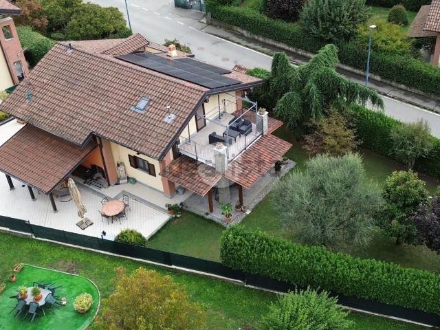Casa in vendita a Unione Montana di Comuni delle Valli di Lanzo, Ceronda e Casternone, Piemonte