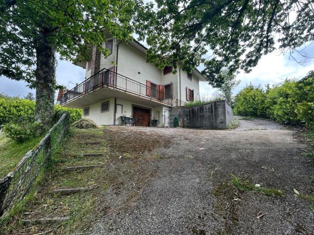 Casa in vendita a Piteglio, Toscana
