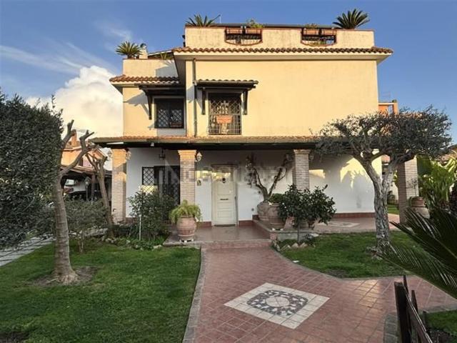 Casa in vendita a Centro Giano, Roma Capitale