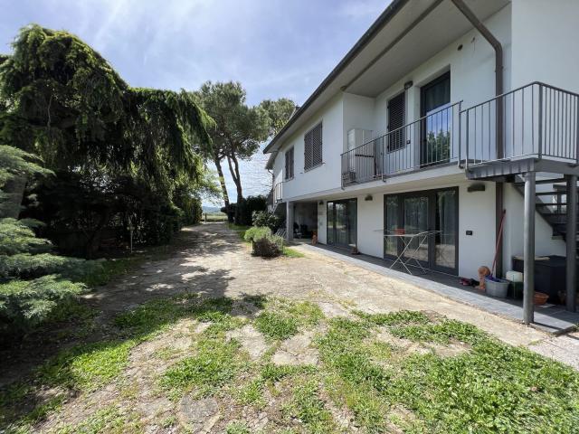 Casa in vendita a Campi Bisenzio, Toscana