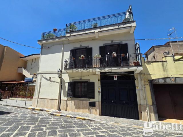 Casa in vendita a Pomigliano D'arco, Campania