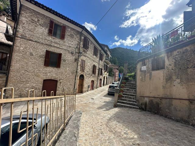 Casa in vendita a Precetto, Ferentillo