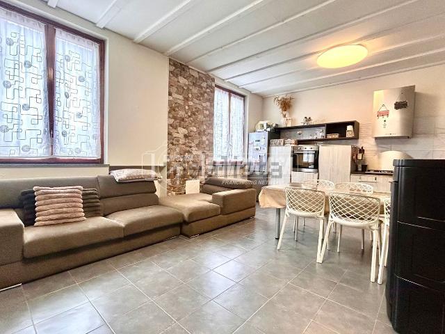 Casa in vendita a Buscate, Milano