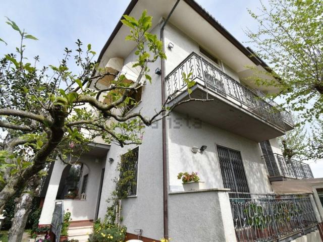 Casa in vendita a Frasso, Seravezza
