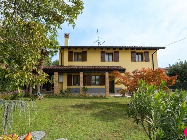 Casa in vendita a Pradamano / Pradaman, Udine / Udin / Videm