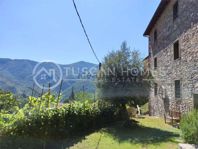 Casa in vendita a Unione Comuni Garfagnana, Vallico Di Sotto