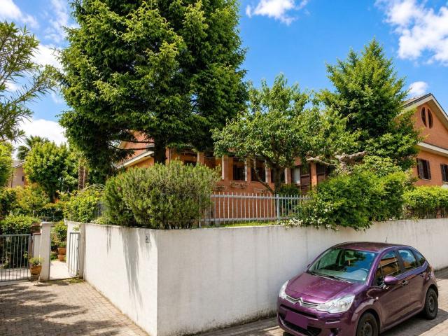 Casa in vendita a Mezzate, Peschiera Borromeo