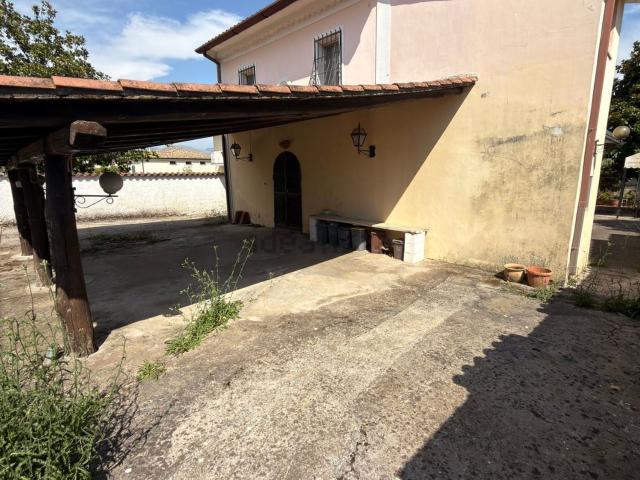 Casa in vendita a Monte San Biagio, Lazio