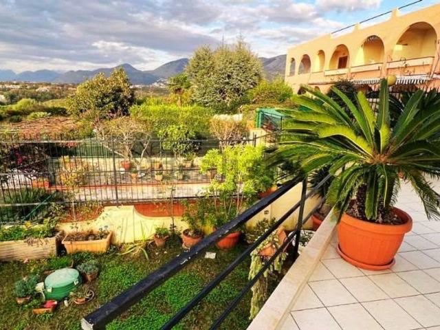 Casa in vendita a Calabria, Cosenza