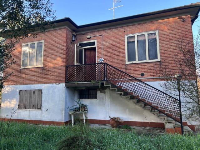 Casa in vendita a Ferrara, Reggio Emilia