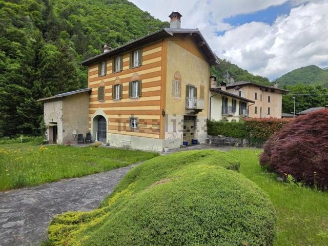 Casa in vendita a Comunità Montana della Valle Brembana, Olmo Al Brembo
