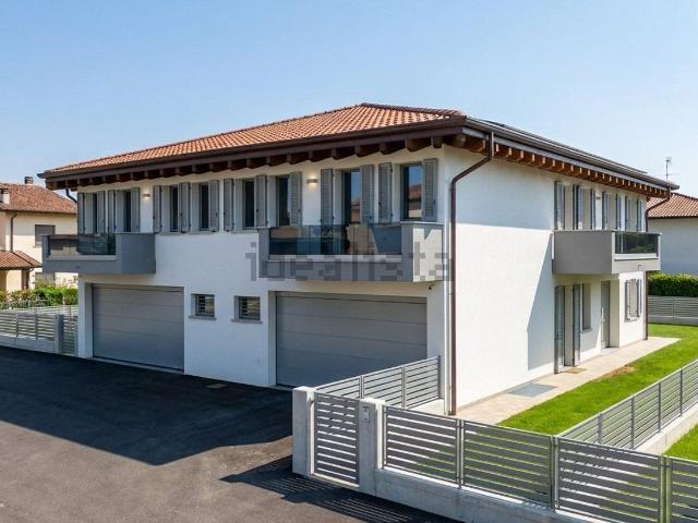 Casa in vendita a Rossano Veneto, Veneto