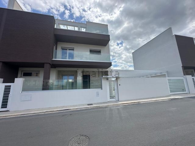 Casa in vendita a Puglia, Bari