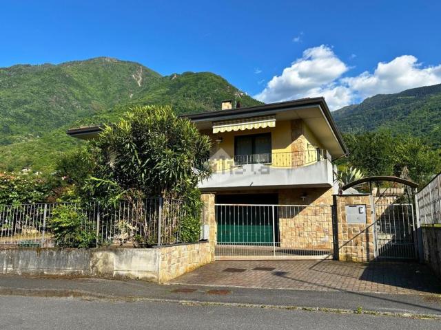 Casa in vendita a Comunità montana della valle Camonica, Darfo