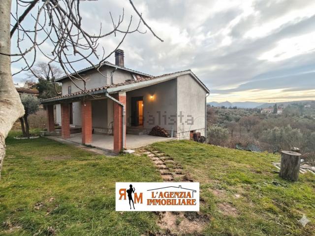 Casa in vendita a Terni, Umbria