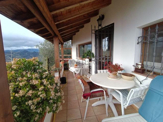 Casa in vendita a Vallebona, Liguria