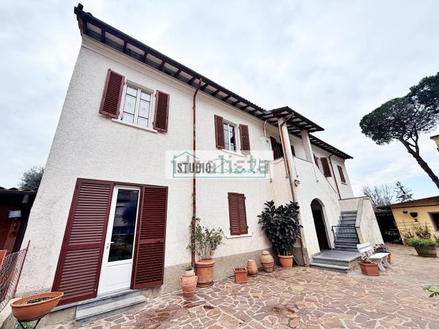 Casa in vendita a Tonfano, Toscana