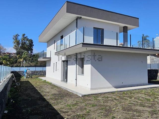 Casa in vendita a Acireale, Sicilia