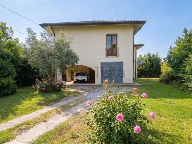 Casa in vendita a Turano, Marina Di Massa