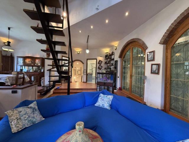 Casa in vendita a Carasco, Liguria