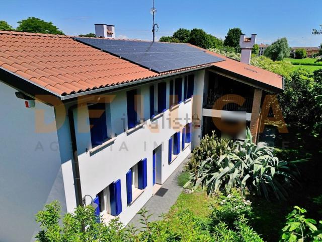 Casa in vendita a Teglio Veneto, Veneto