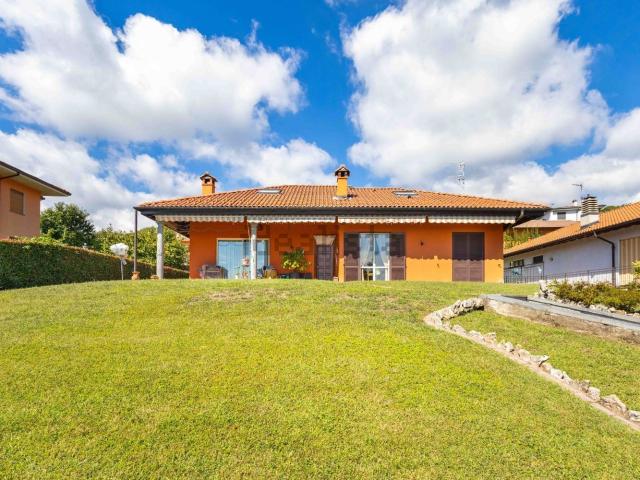 Casa in vendita a Cresseglio, Arizzano
