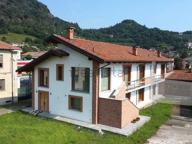 Casa in vendita a Morra San Martino, Revello