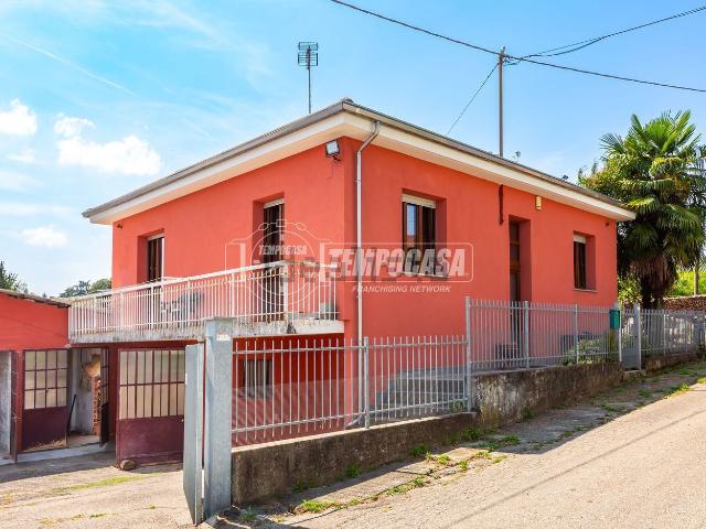Casa in vendita a Piemonte, Asti