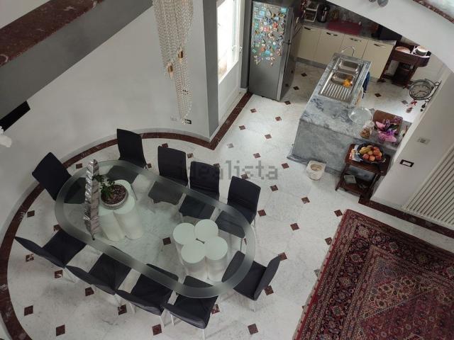 Casa in vendita a Marina di Carrara, Carrara
