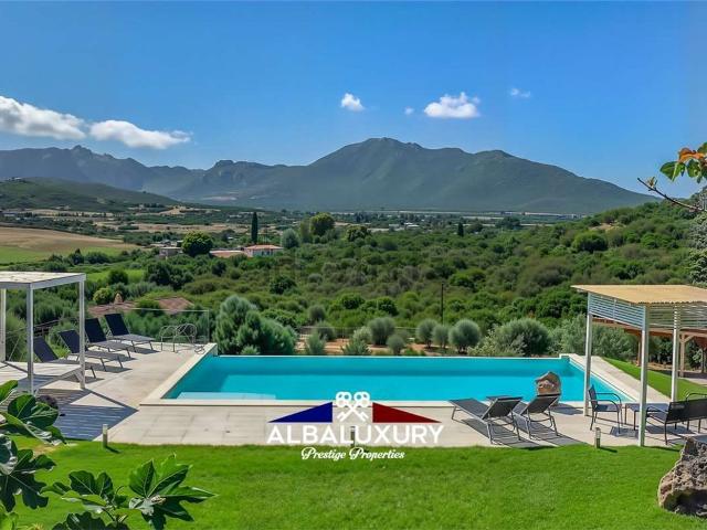 Casa in vendita a San Pantaleo, Sardigna/Sardegna