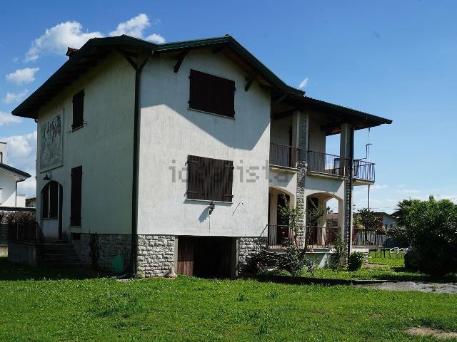 Casa in vendita a Montignoso, Toscana